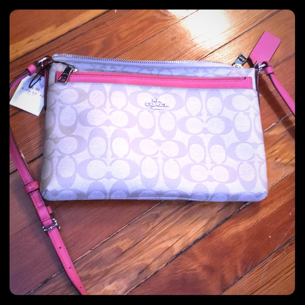 Coach pink leather shoulder bag